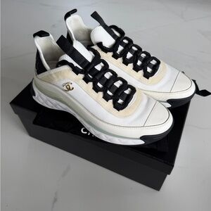 CHANEL Cream and Black Lace-Up Sneakers